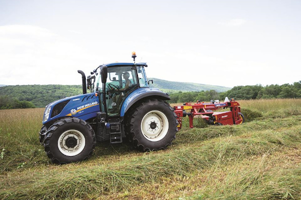 New Holland T5.120 Electro Command™ for sale at Waukon, Iowa