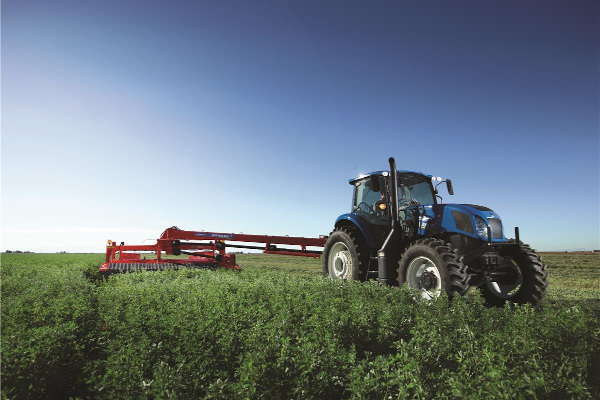 New Holland TS6.130 for sale at Waukon, Iowa