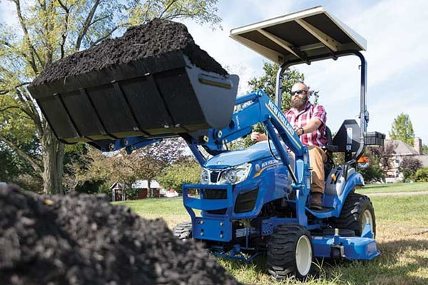 New Holland WORKMASTER 25S Open-Air + 100LC LOADER for sale at Waukon, Iowa