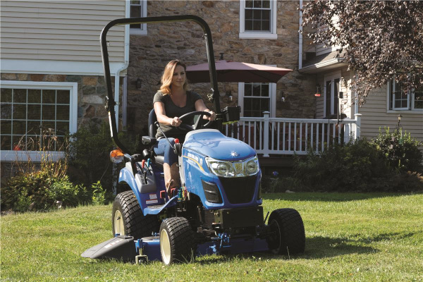 New Holland WORKMASTER 25S Open-Air + 160GMS MOWER for sale at Waukon, Iowa