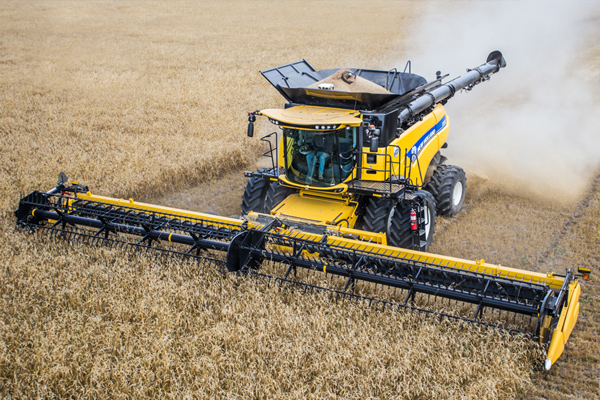 New Holland Combine Yield Mapping ＆ Moisture Sensing for sale at Waukon, Iowa
