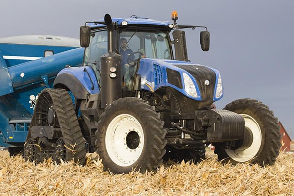 New Holland | Genesis T8 Series - Tier 4B | Model GENESIS T8.435 SMARTTRAX for sale at Waukon, Iowa